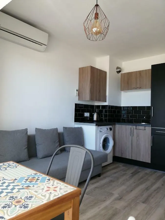 Albatros, Delta Muga Apartment Empuriabrava